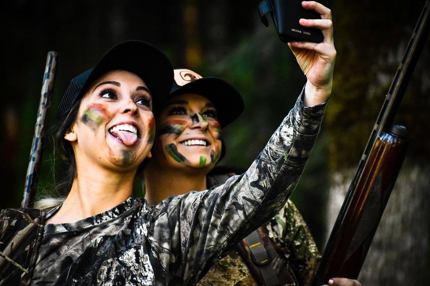 Sports Eye Black - Nature's Paint - CAMOUFLAGE FACE PAINT-NATURE'S